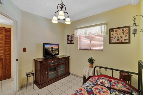 Copropriété à vendre à Hialeah, Floride: 2 chambres, 75.44 m2 № 1097700 - photo 22