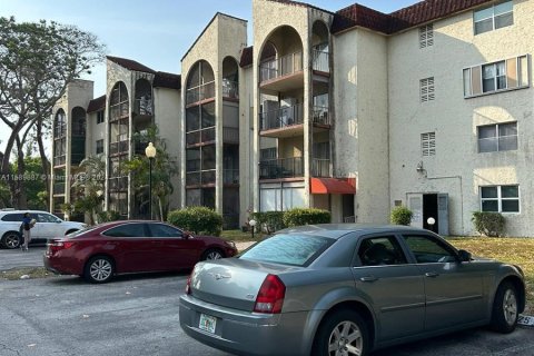 Condo in Lauderhill, Florida, 2 bedrooms  № 1189196 - photo 2