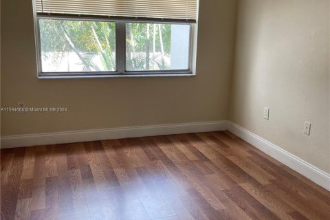 Condo in Sunrise, Florida, 2 bedrooms  № 1187399 - photo 10