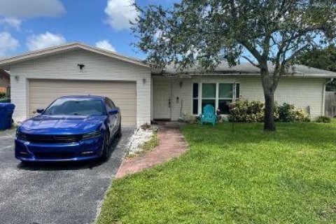 Villa ou maison à vendre à Fort Lauderdale, Floride: 4 chambres, 182.92 m2 № 410761 - photo 24