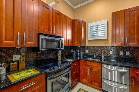 Copropriété à vendre à Tampa, Floride: 2 chambres, 111.48 m2 № 1290116 - photo 14