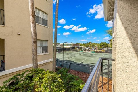 Condo in Tampa, Florida, 2 bedrooms  № 1290116 - photo 29