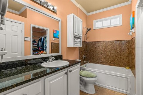 Copropriété à vendre à Tampa, Floride: 2 chambres, 111.48 m2 № 1290116 - photo 22