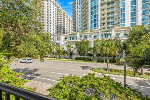 Condominio en venta en Tampa, Florida, 2 dormitorios, 111.48 m2 № 1290116 - foto 28