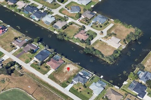 Купить земельный участок в Кейп-Корал, Флорида № 1086916 - фото 2