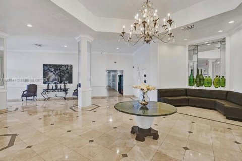 Copropriété à vendre à Miami, Floride: 2 chambres, 105.91 m2 № 1095805 - photo 25