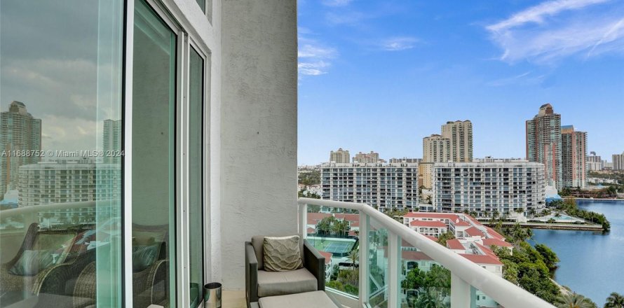 Condo in Aventura, Florida, 3 bedrooms  № 1431284