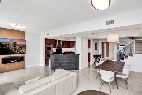 Condo in Aventura, Florida, 3 bedrooms  № 1431284 - photo 15