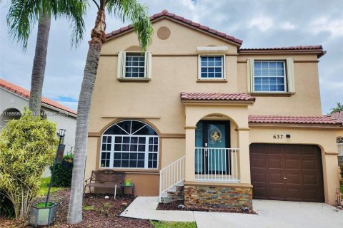 Villa ou maison à vendre à Pembroke Pines, Floride: 3 chambres, 158.77 m2 № 1431243 - photo 1