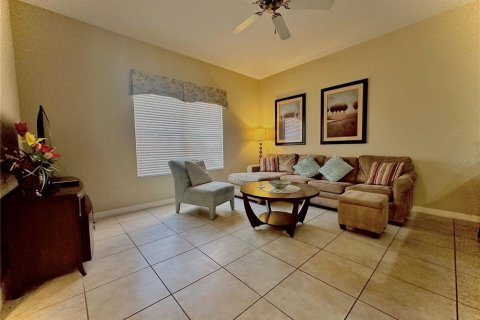 Townhouse in Kissimmee, Florida 4 bedrooms, 176.7 sq.m. № 1139694 - photo 6