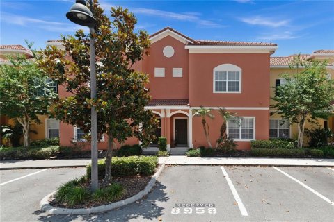 Townhouse in Kissimmee, Florida 4 bedrooms, 176.7 sq.m. № 1139694 - photo 2