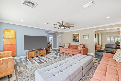 Villa ou maison à vendre à Tampa, Floride: 4 chambres, 241.55 m2 № 1406881 - photo 19