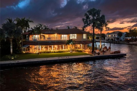 Villa ou maison à vendre à Fort Lauderdale, Floride: 3 chambres, 492.2 m2 № 527287 - photo 5