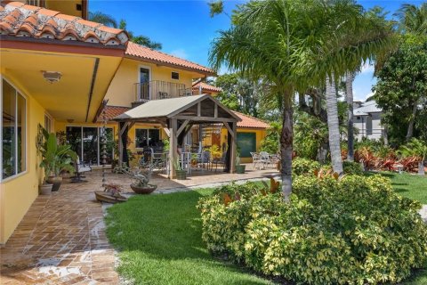 Villa ou maison à vendre à Fort Lauderdale, Floride: 3 chambres, 492.2 m2 № 527287 - photo 27