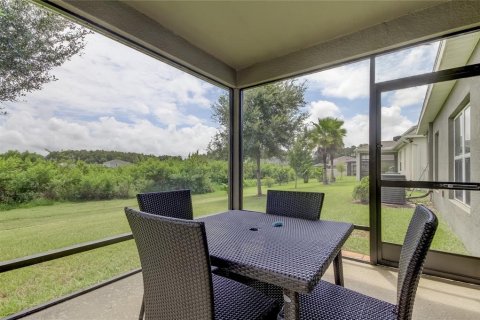 Casa en venta en Land O' Lakes, Florida, 3 dormitorios, 168.9 m2 № 1353267 - foto 4