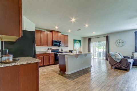 Casa en venta en Land O' Lakes, Florida, 3 dormitorios, 168.9 m2 № 1353267 - foto 6