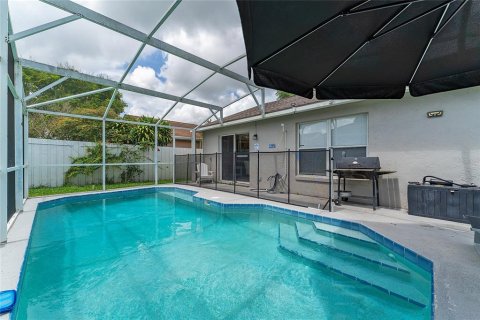 Villa ou maison à vendre à Kissimmee, Floride: 3 chambres, 117.24 m2 № 1353264 - photo 25