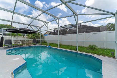 Villa ou maison à vendre à Kissimmee, Floride: 3 chambres, 117.24 m2 № 1353264 - photo 26