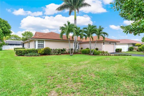 Villa ou maison à vendre à Coral Springs, Floride: 4 chambres, 245.63 m2 № 1234259 - photo 5