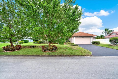 Villa ou maison à vendre à Coral Springs, Floride: 4 chambres, 245.63 m2 № 1234259 - photo 4
