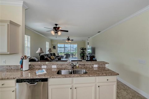 Condo in Punta Gorda, Florida, 3 bedrooms  № 874971 - photo 15