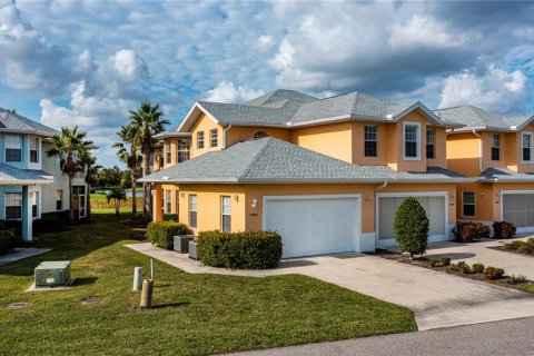 Condo in Punta Gorda, Florida, 3 bedrooms  № 874971 - photo 2