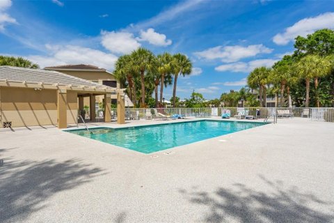 Condo in Fort Myers, Florida, 2 bedrooms  № 1106637 - photo 2