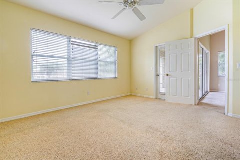 Condo in Fort Myers, Florida, 2 bedrooms  № 1106637 - photo 21