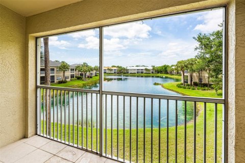 Condo in Fort Myers, Florida, 2 bedrooms  № 1106637 - photo 4