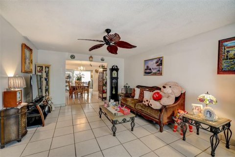 House in Fort Lauderdale, Florida 4 bedrooms, 204.57 sq.m. № 890879 - photo 4