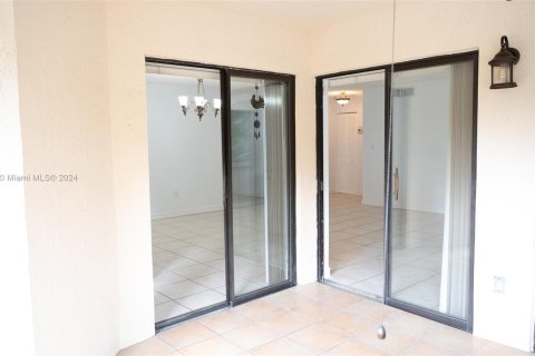 Copropriété à vendre à Miami, Floride: 3 chambres, 115.2 m2 № 1404709 - photo 19