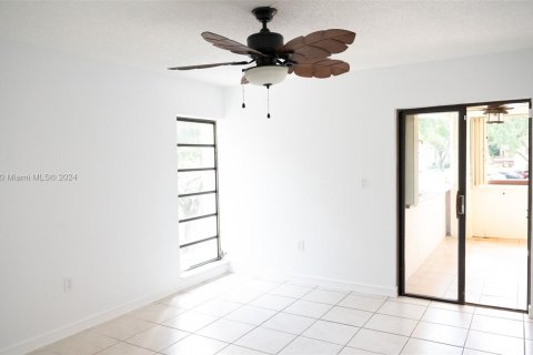 Copropriété à vendre à Miami, Floride: 3 chambres, 115.2 m2 № 1404709 - photo 21