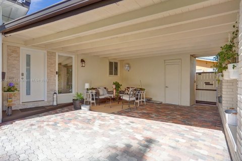 Casa en venta en Wilton Manors, Florida, 3 dormitorios, 143.81 m2 № 853883 - foto 4