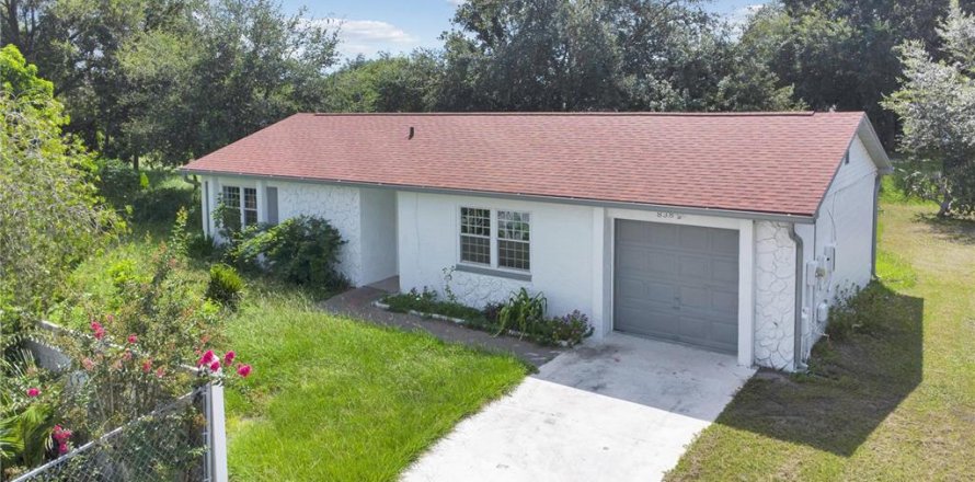 House in Kissimmee, Florida 3 bedrooms, 132.29 sq.m. № 1344867