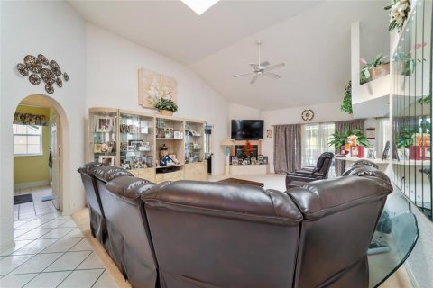 Casa en venta en Ocala, Florida, 3 dormitorios, 187.85 m2 № 1344936 - foto 14