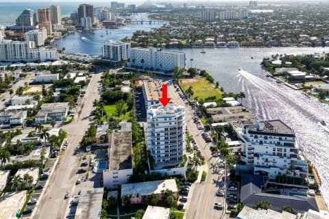 Condo in Fort Lauderdale, Florida, 3 bedrooms  № 987381 - photo 11