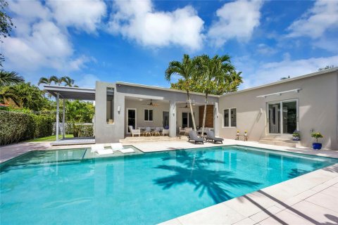 Villa ou maison à vendre à Biscayne Park, Floride: 5 chambres, 232.44 m2 № 1092505 - photo 2
