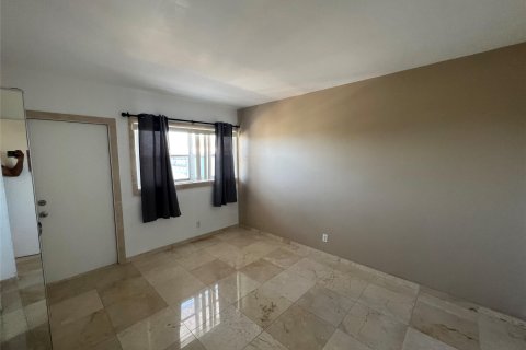 Condo in Deerfield Beach, Florida, 2 bedrooms  № 1207287 - photo 20