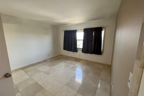 Copropriété à vendre à Deerfield Beach, Floride: 2 chambres, 97.55 m2 № 1207287 - photo 23