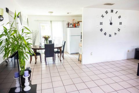 Casa en venta en Orlando, Florida, 3 dormitorios, 133.41 m2 № 1405735 - foto 9