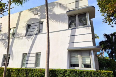 Condominio en venta en Miami Beach, Florida, 1 dormitorio, 46.17 m2 № 1004303 - foto 2