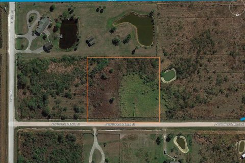 Terreno en venta en Okeechobee, Florida № 1382829 - foto 3