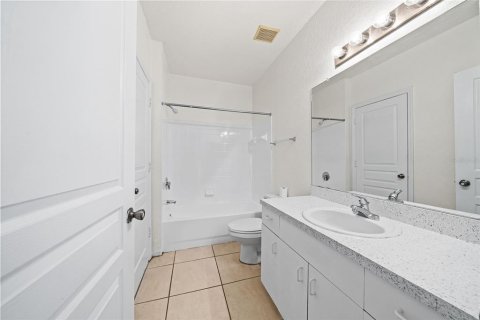 Condo in Tampa, Florida, 2 bedrooms  № 1382827 - photo 14