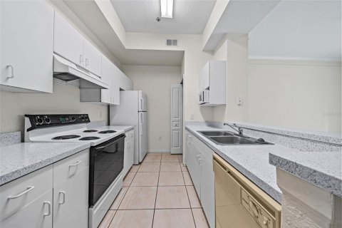 Copropriété à vendre à Tampa, Floride: 2 chambres, 95.88 m2 № 1382827 - photo 7