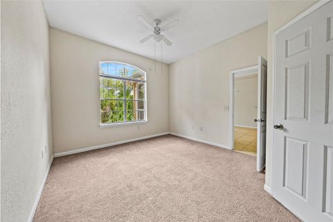 Condo in Tampa, Florida, 2 bedrooms  № 1382827 - photo 19