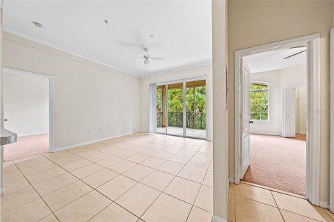 Condo in Tampa, Florida, 2 bedrooms  № 1382827 - photo 10