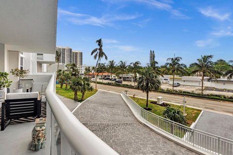 Condo in Fort Lauderdale, Florida, 2 bedrooms  № 1180323 - photo 29