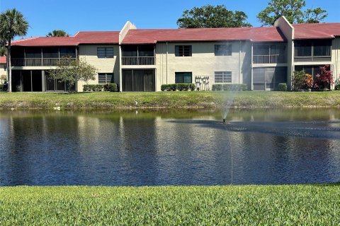 Copropriété à vendre à Boca Raton, Floride: 2 chambres, 112.97 m2 № 1136307 - photo 1