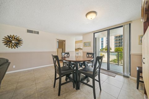 Copropriété à vendre à Pompano Beach, Floride: 2 chambres, 130.06 m2 № 1136457 - photo 28