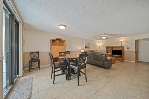 Copropriété à vendre à Pompano Beach, Floride: 2 chambres, 130.06 m2 № 1136457 - photo 29